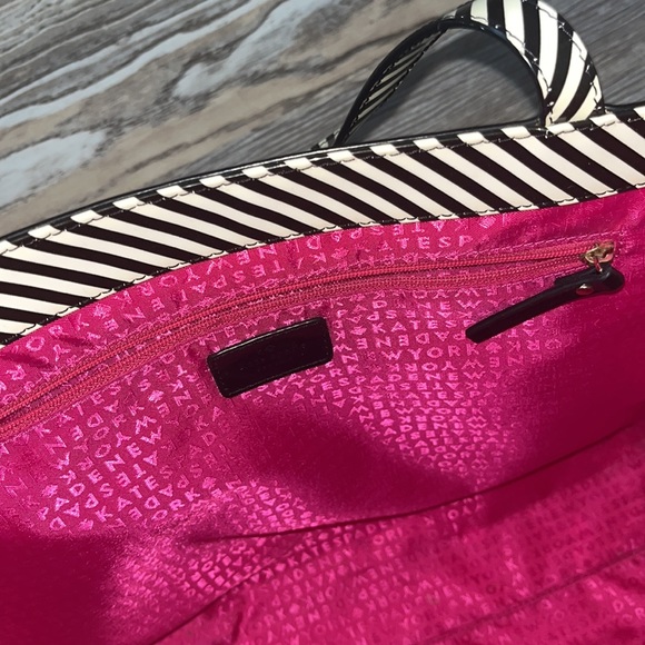 Kate Spade stripe Ta Da bag - Picture 5 of 8